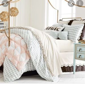 Pottery barn duvet cover